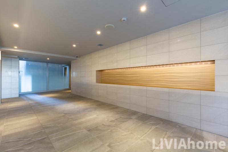 エントランス　同シリーズの参考写真です。実際の設備・内装は現況を優先とさせ