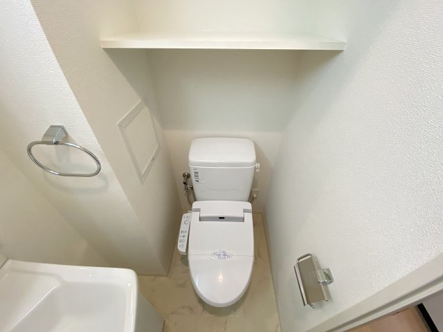 トイレ　落ち着いたトイレです