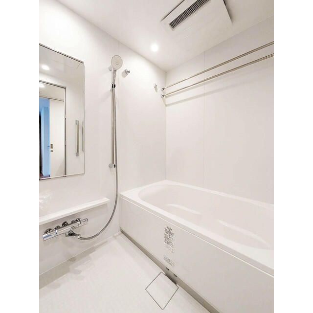 バス・シャワールーム　日々の疲れを癒すお風呂付です