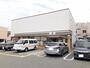 コンビニ　セブンイレブン杭瀬本町東店（コンビニ）まで550m