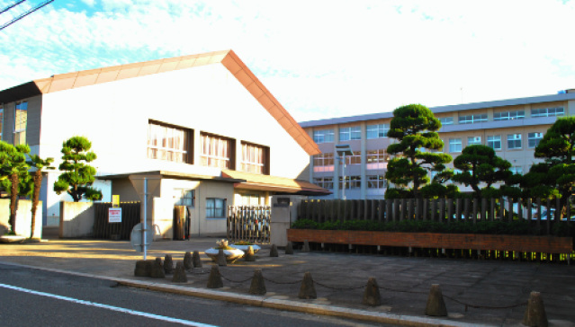 高校・高専　岡山県立岡山南高校（高校・高専）まで279m