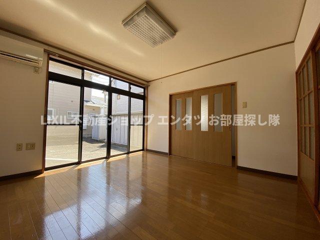 ＪＲ仙石線 福田町駅 徒歩6分 2階建 築34年の居間写真