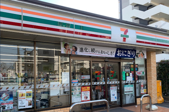 コンビニ　セブンイレブン 板橋坂下3丁目店（コンビニ）まで876m