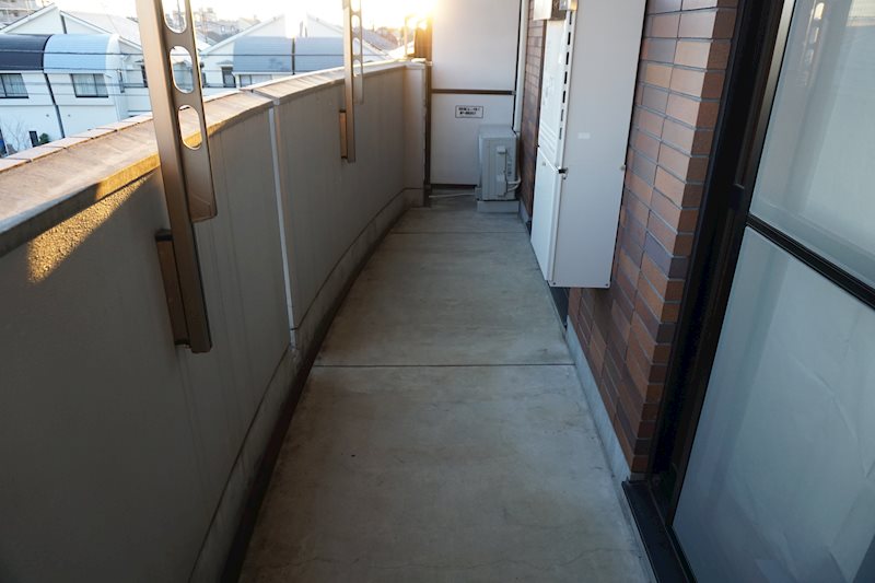 バルコニー　※別部屋の参考写真となります。