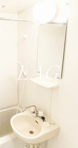 洗面設備　洗面台です。
