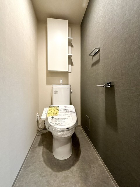 トイレ　※写真は同タイプ住戸です。