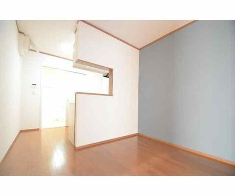 居室・リビング　開放感のあるゆったりとしたお部屋です♪