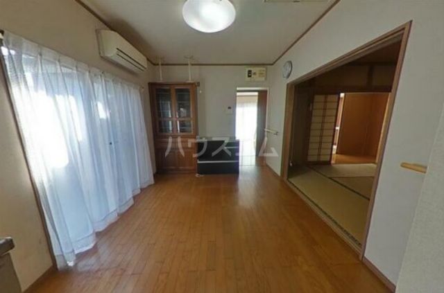 元浜町貸家の居間写真