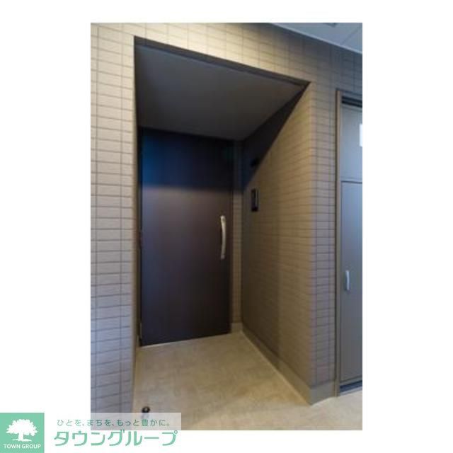 玄関　※写真は同タイプ住戸です。