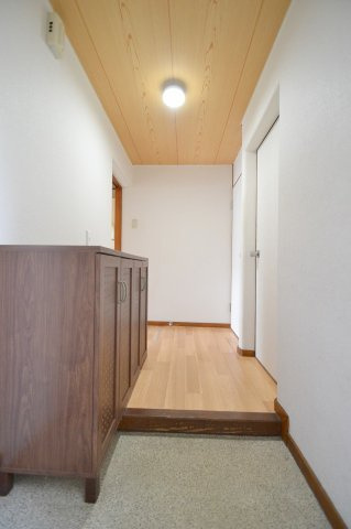井東コーポラスの玄関写真