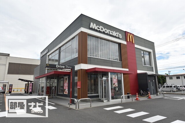 コンビニ　ファミリーマート岡山奥田本町店（コンビニ）まで382m