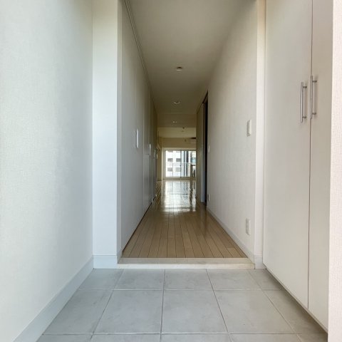 玄関　同仕様タイプです