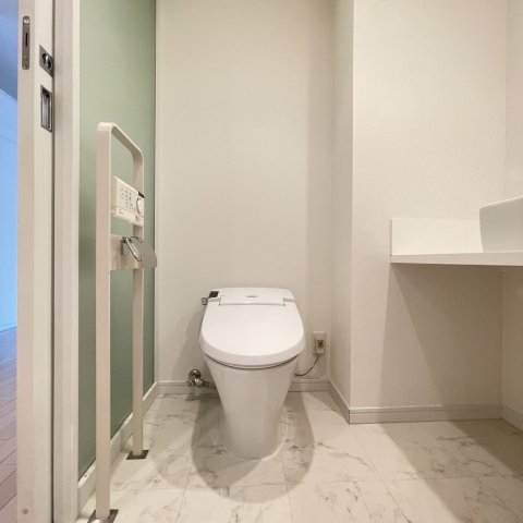 トイレ　同仕様タイプです