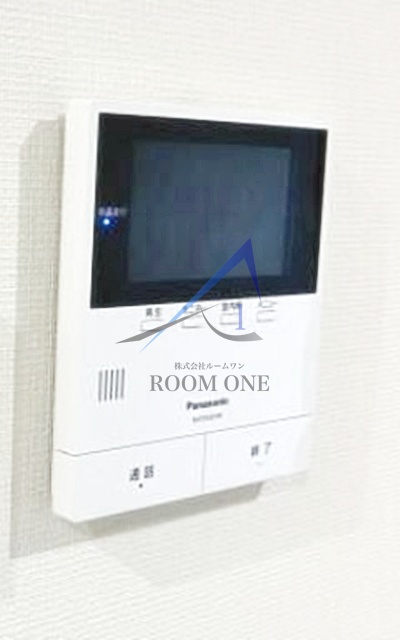 セキュリティ　モニター付きインターホンです。