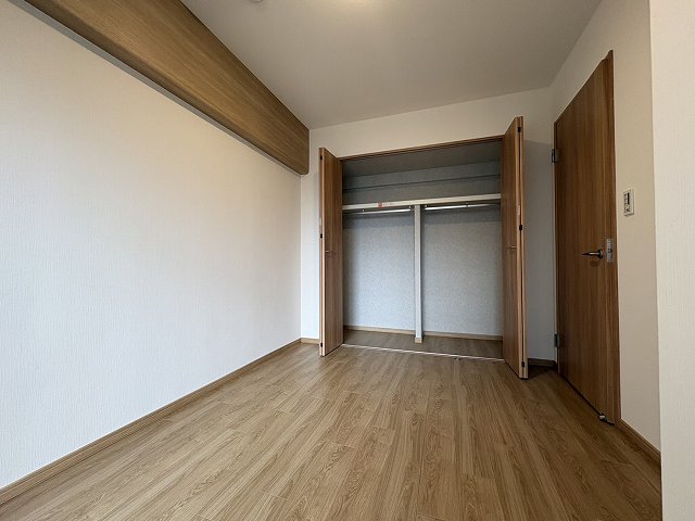 居室・リビング　スタンダードな洋室です