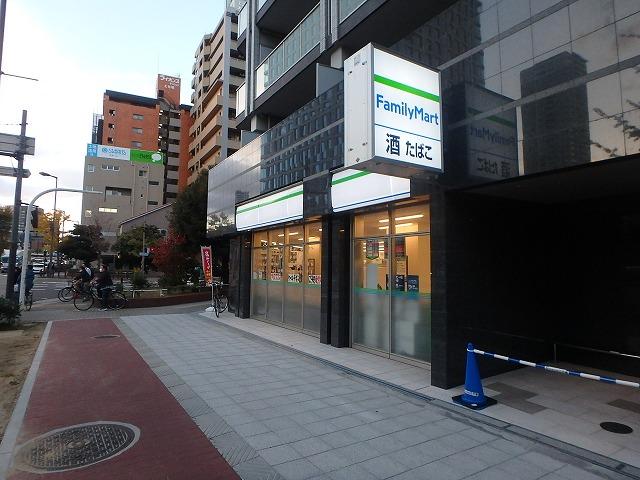 コンビニ　ファミリーマート 江戸堀なにわ筋店（コンビニ）まで125m