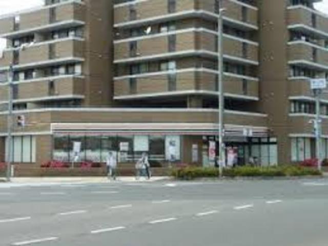 コンビニ　セブンイレブン西宮下大市東町店（コンビニ）まで594m