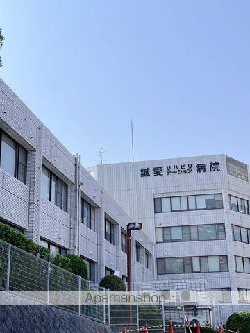 病院　誠愛リハビリ病院（病院）まで585m