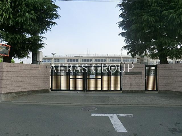 中学校　立川市立第四中学校（中学校）まで766m