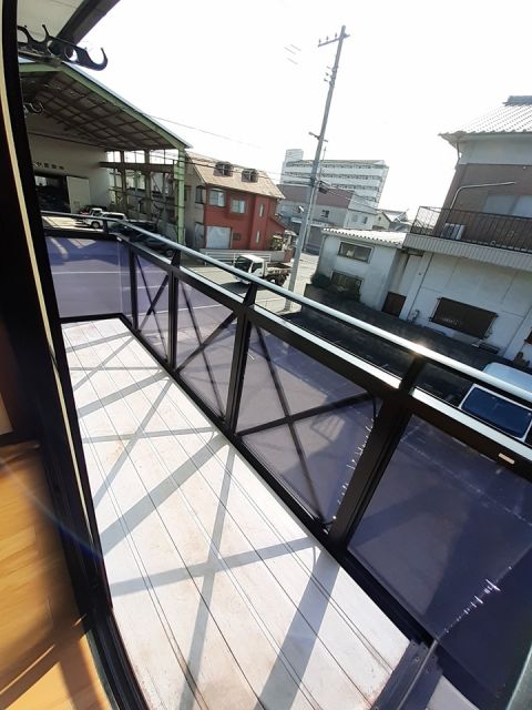 バルコニー