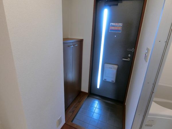 近鉄南大阪線 道明寺駅 徒歩8分 2階建 築27年の玄関写真