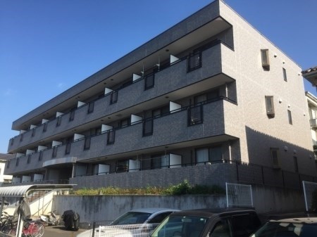 建物外観　八王子みなみ野駅まで徒歩圏内で通勤通学に便利です。