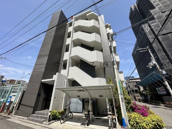 建物外観　駅近！鉄筋マンションです！