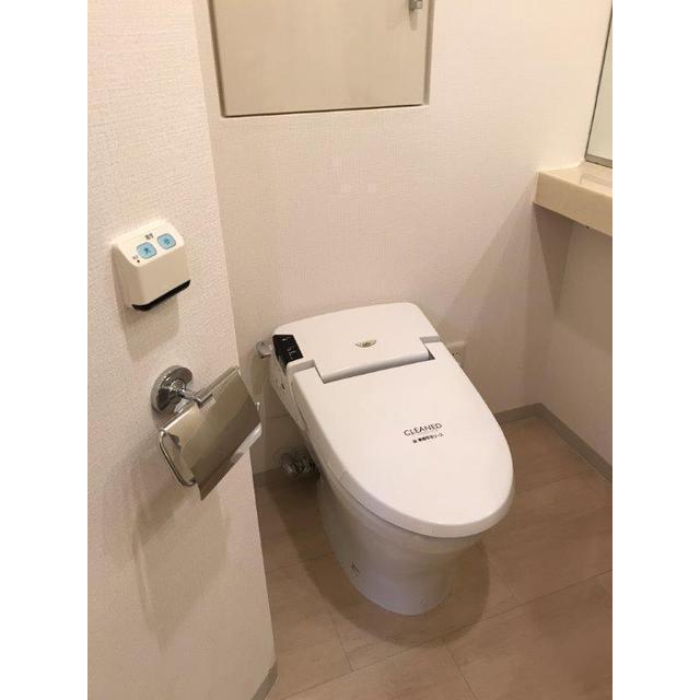 トイレ　※同タイプ別部屋写真