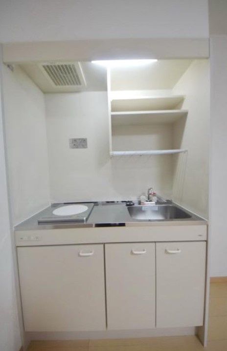 キッチン　同建物別号室イメージ写真です。