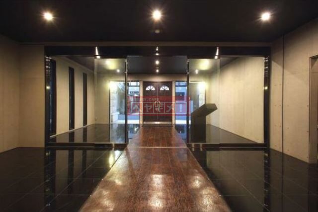 エントランス　同建物参考写真