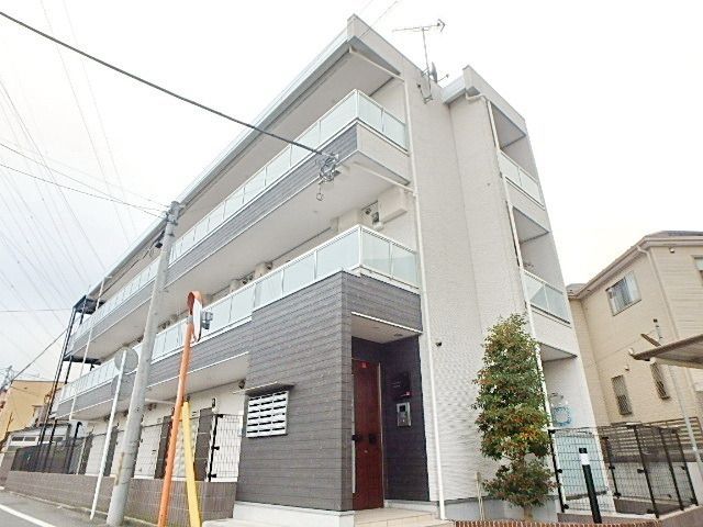 建物外観　★２０１３年３月築の築浅物件★