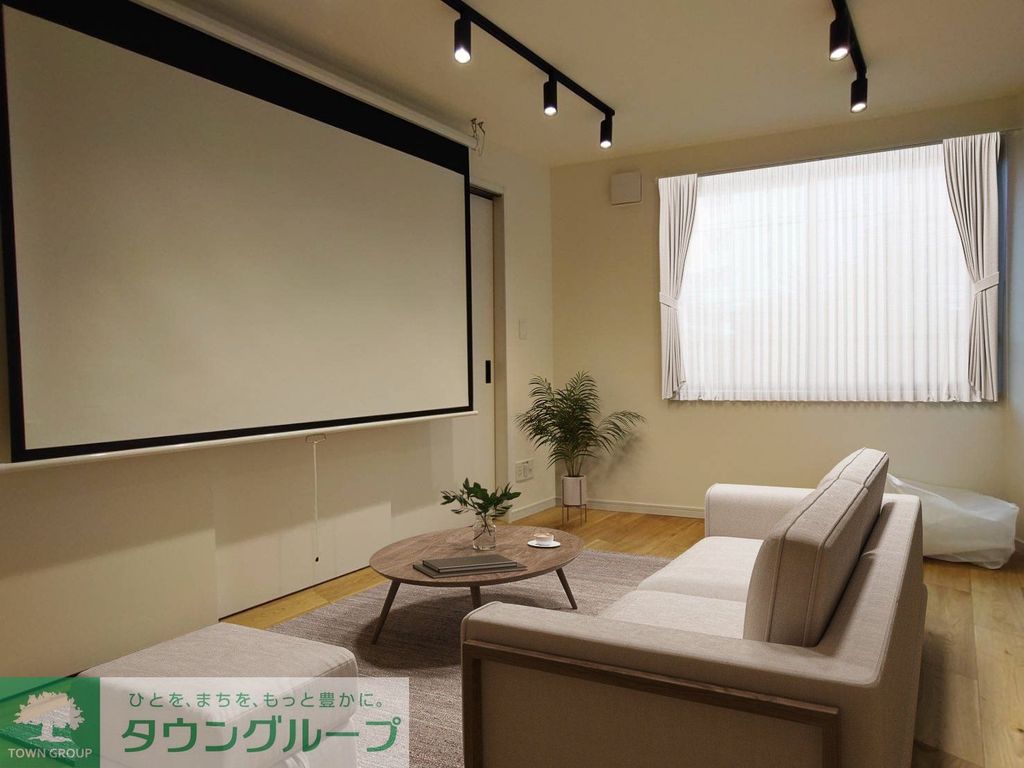 居室・リビング　※家具家電は物件に付帯しません。