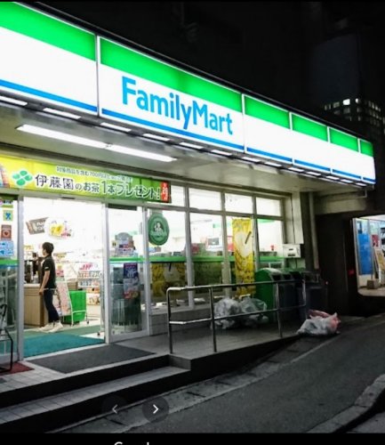 コンビニ　縄ファミリーマ沖ート 辻一丁目店（コンビニ）まで436m