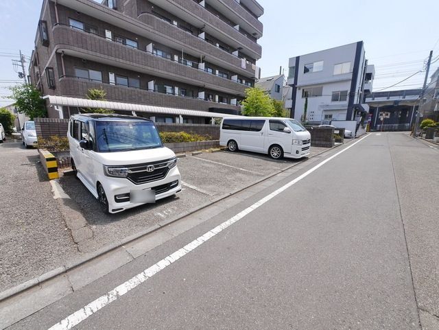 駐車場　★お問い合わせは、地域密着のタウンハウジングまで★