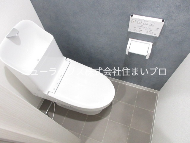 スリール萱島東のトイレ写真