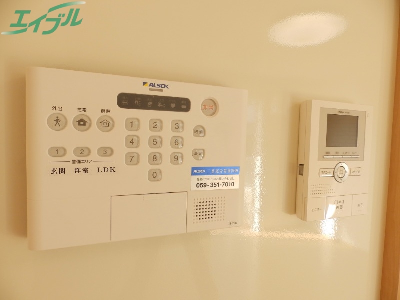 セキュリティ　同物件別部屋の写真