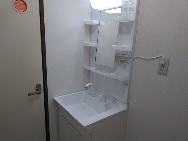 マンションロイヤルアイリスの内装写真