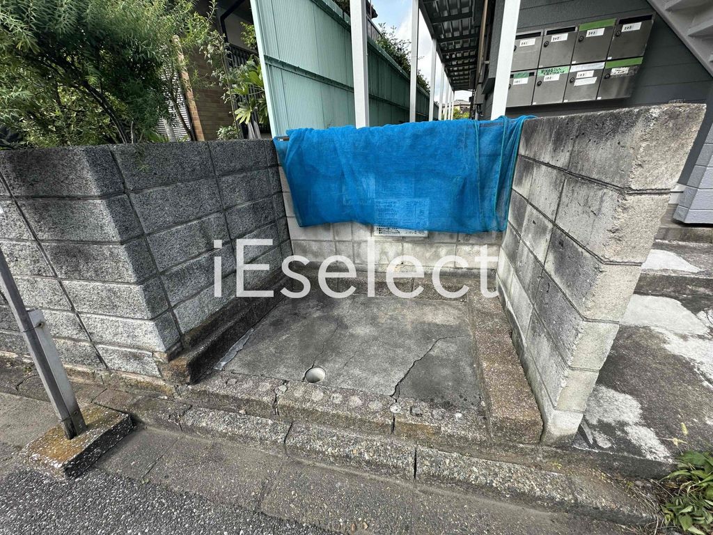 その他共有部分　専用のごみ置き場でゴミ捨てらくちん★