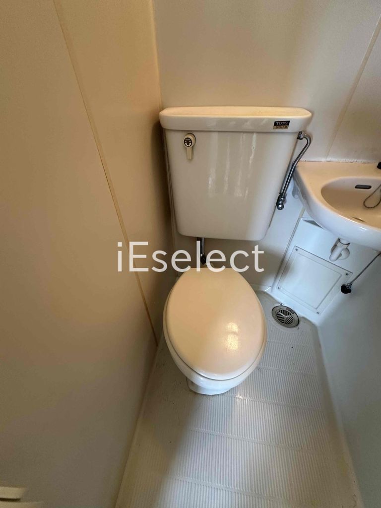 トイレ　清潔感のあるトイレです