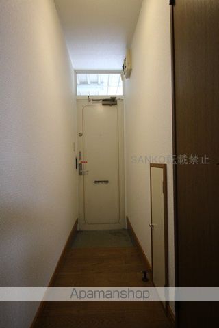 新札幌ルミナスの玄関写真