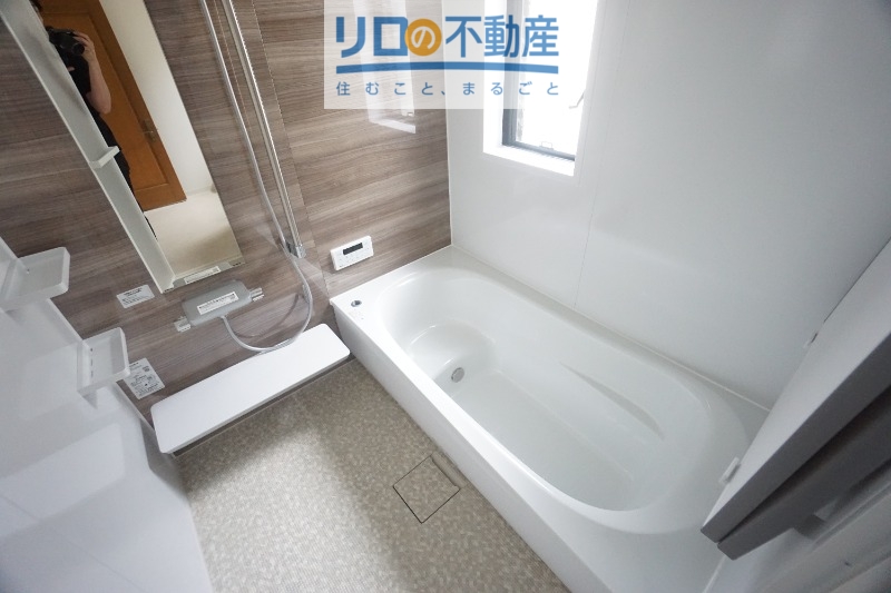 伊丹市安堂寺町戸建の風呂写真