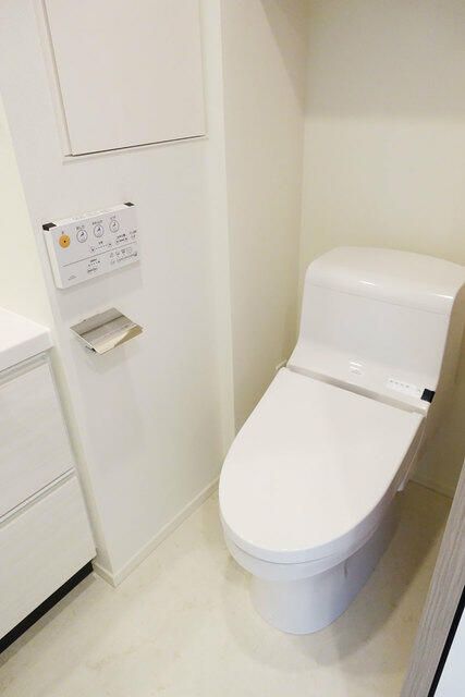 トイレ　コンパクトで使いやすいトイレです