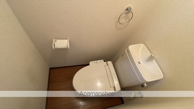 ＪＲ山陽本線 西川原駅 徒歩11分 4階建 築31年のトイレ写真