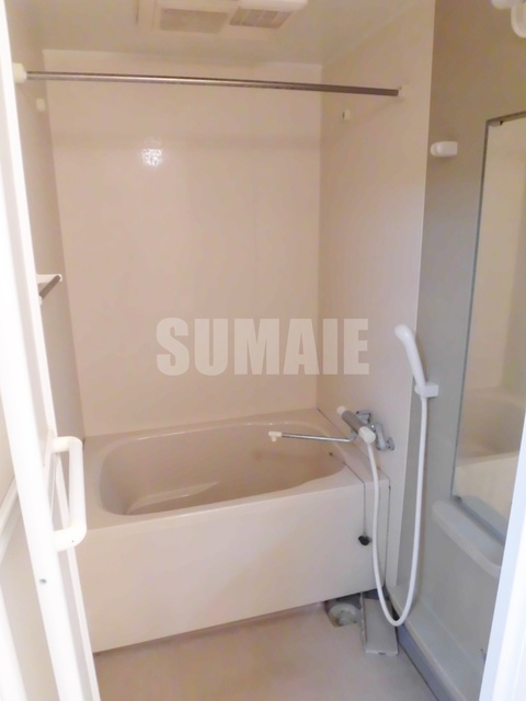 バス・シャワールーム　バス・トイレ別です！