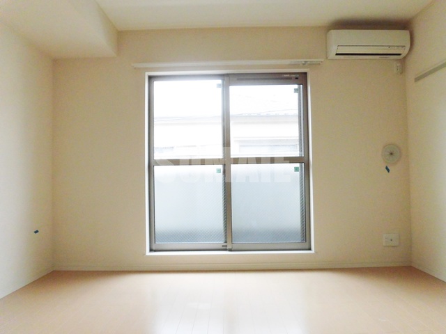 居室・リビング　広々開放感のあるお部屋です♪