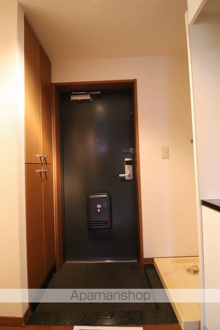 東京メトロ東西線 行徳駅 徒歩3分 10階建 築27年の玄関写真
