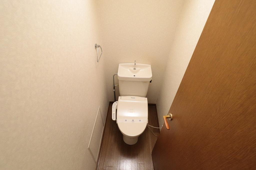 トイレ　トイレ