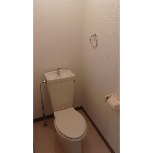 オークヒルズ円庄IIのトイレ写真