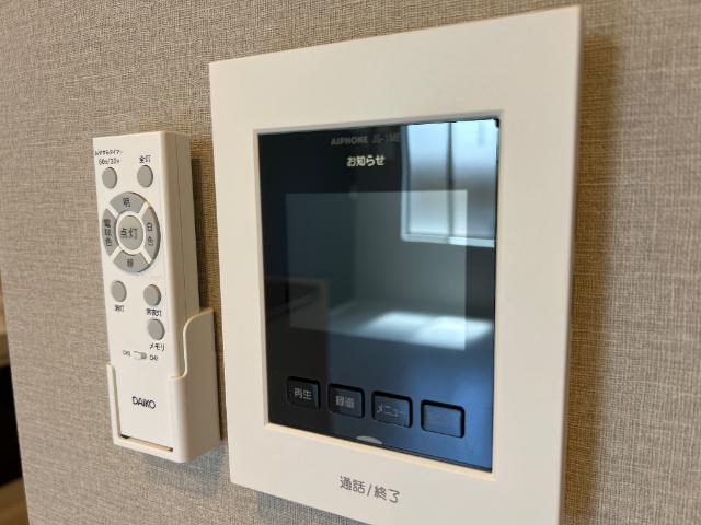 セキュリティ　カメラ付インターホン（イメージ）