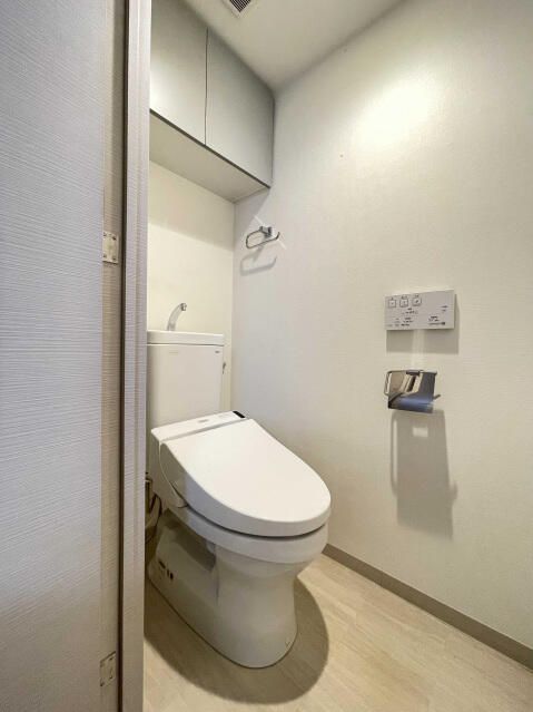 トイレ　清潔感のあるトイレです